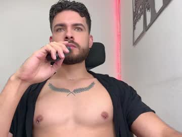 Maxtowers Chaturbate stream image from January 05, 2025