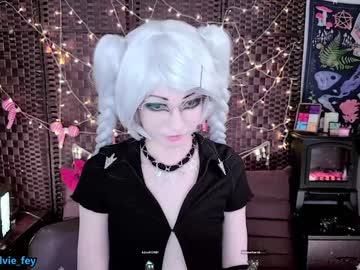 Sylvie_Fey Chaturbate stream image from January 05, 2025
