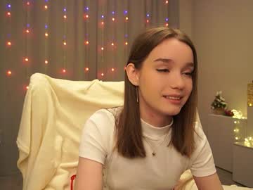 Harrieteasley Chaturbate stream image from January 05, 2025