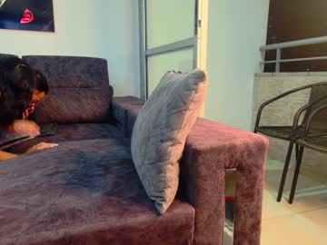 Latin_Couple77 Chaturbate stream image from January 05, 2025