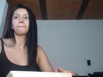 Linavillada_ Chaturbate stream image from January 05, 2025