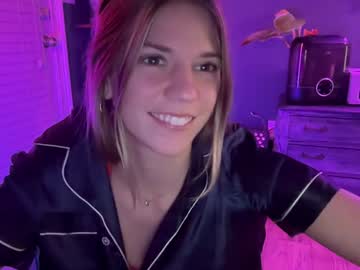 Oliviahansleyy Chaturbate stream image from January 05, 2025