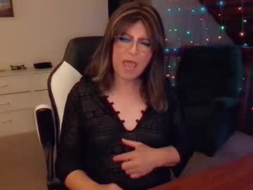 Luvs2bbritney Chaturbate stream image from January 05, 2025