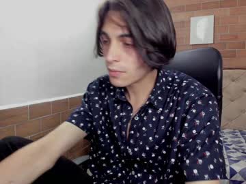 Mike_Hunter7 Chaturbate stream image from January 05, 2025