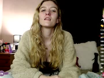 Xelliee_Rosex Chaturbate stream image from January 05, 2025