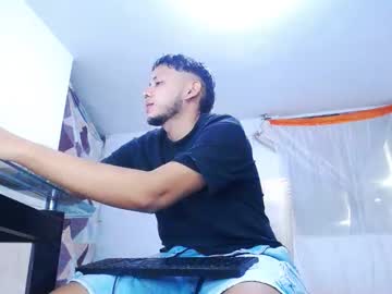 Andrew_Ortega Chaturbate stream image from January 05, 2025