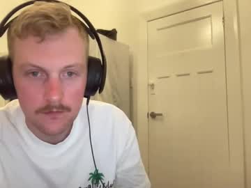 Pancakerollxo Chaturbate stream image from January 05, 2025