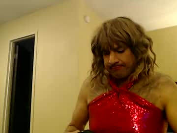 Sissynovaholes Chaturbate stream image from January 05, 2025