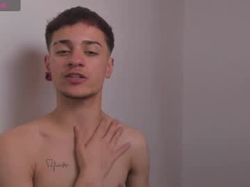 Soy_Dougiex Chaturbate stream image from January 05, 2025