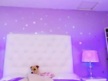 Zoe_Kravitx Chaturbate stream image from January 05, 2025