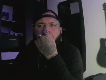 Darkclothes Chaturbate stream image from January 05, 2025