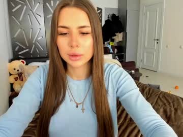 Suramune Chaturbate stream image from January 05, 2025