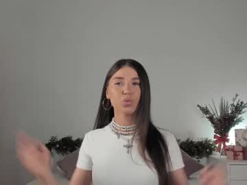 Violetta_Finch Chaturbate stream image from January 05, 2025