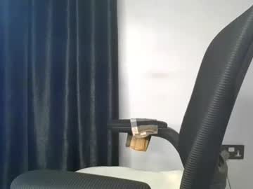 Icy_Prettyass Chaturbate stream image from January 05, 2025