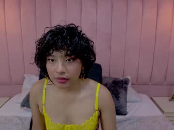 Melodymoonn Chaturbate stream image from January 05, 2025