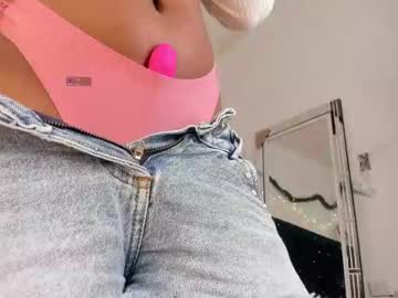 Karlacox1 Chaturbate stream image from January 05, 2025