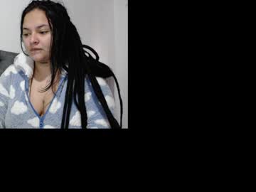 Biabia_1 Chaturbate stream image from January 05, 2025