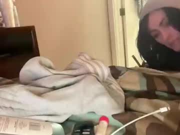 Crackdaddycrumslut Chaturbate stream image from January 05, 2025
