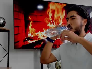 David_Johnson372 Chaturbate stream image from January 05, 2025
