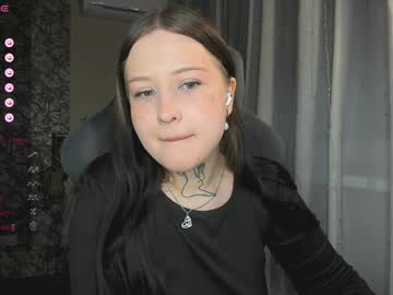 Lonalye Chaturbate stream image from January 05, 2025