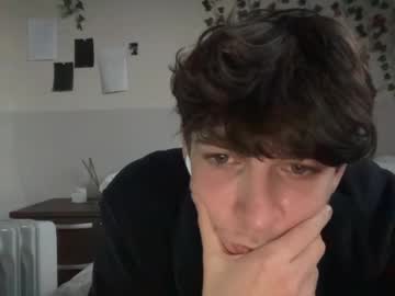 Alexgoingwild Chaturbate stream image from January 05, 2025