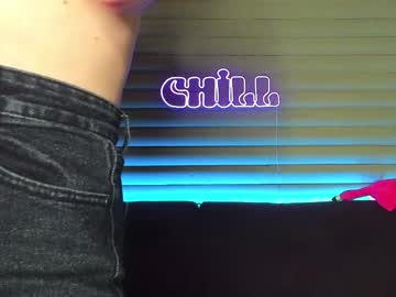 Meowluv Chaturbate stream image from January 05, 2025