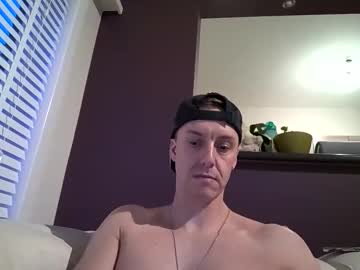 Ploki2000 Chaturbate stream image from January 05, 2025