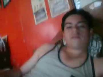 12agus98 Chaturbate stream image from January 05, 2025