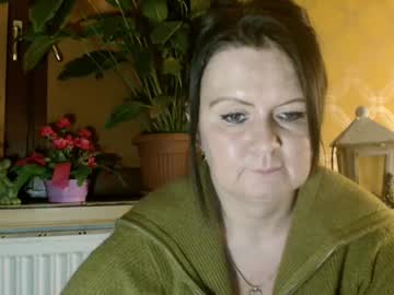 Doreenhot Chaturbate stream image from January 05, 2025