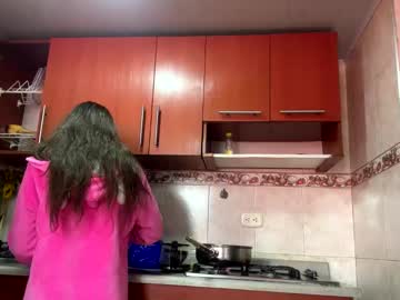 Mariel_Sins21 Chaturbate stream image from January 05, 2025