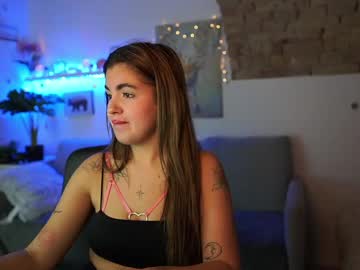 Swan___Princess Chaturbate stream image from January 05, 2025
