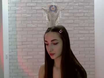 Monicabelluccii Chaturbate stream image from January 05, 2025
