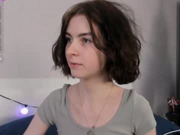 Antoniafake Chaturbate stream image from January 05, 2025