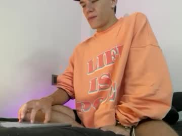 Michaelcc1209 Chaturbate stream image from January 05, 2025