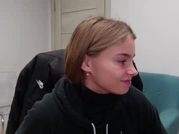 Abby_Laker Chaturbate stream image from January 05, 2025