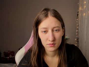 Adellqueen Chaturbate stream image from January 05, 2025