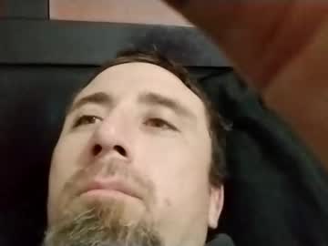 Daddeecumbackplz Chaturbate stream image from January 05, 2025
