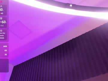 Selenne_Schmitt Chaturbate stream image from January 05, 2025