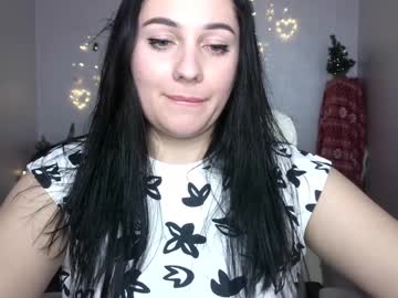 Emelyblum Chaturbate stream image from January 05, 2025