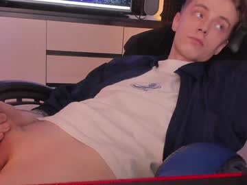 Enkeer Chaturbate stream image from January 05, 2025