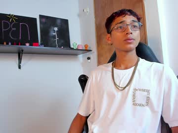 Charlieerusso Chaturbate stream image from January 06, 2025