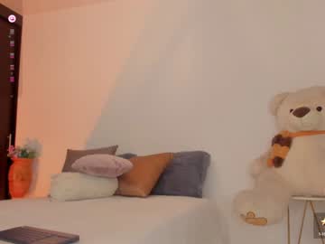 Fay_Miller2 Chaturbate stream image from January 06, 2025