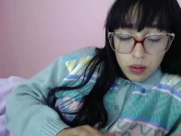 Lolitabitchhorney_ Chaturbate stream image from January 06, 2025