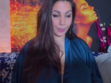 Emmabigbobbs Chaturbate stream image from January 06, 2025