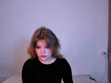 Mina27372 Chaturbate stream image from January 06, 2025