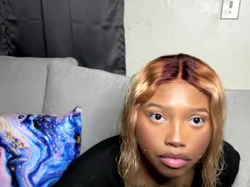 Big_Lavish Chaturbate stream image from January 06, 2025
