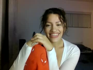 Caramelmami26 Chaturbate stream image from January 06, 2025