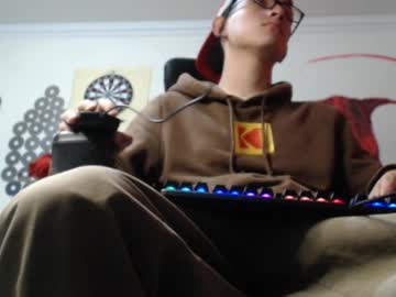 Douglas_Drake Chaturbate stream image from January 06, 2025