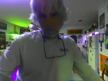 Chuck354139 Chaturbate stream image from January 06, 2025