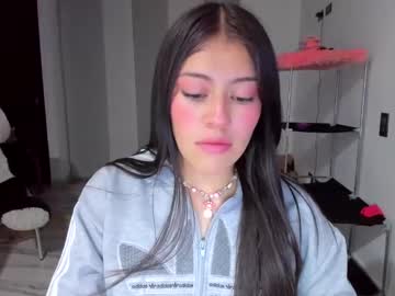 Missloren333 Chaturbate stream image from January 06, 2025